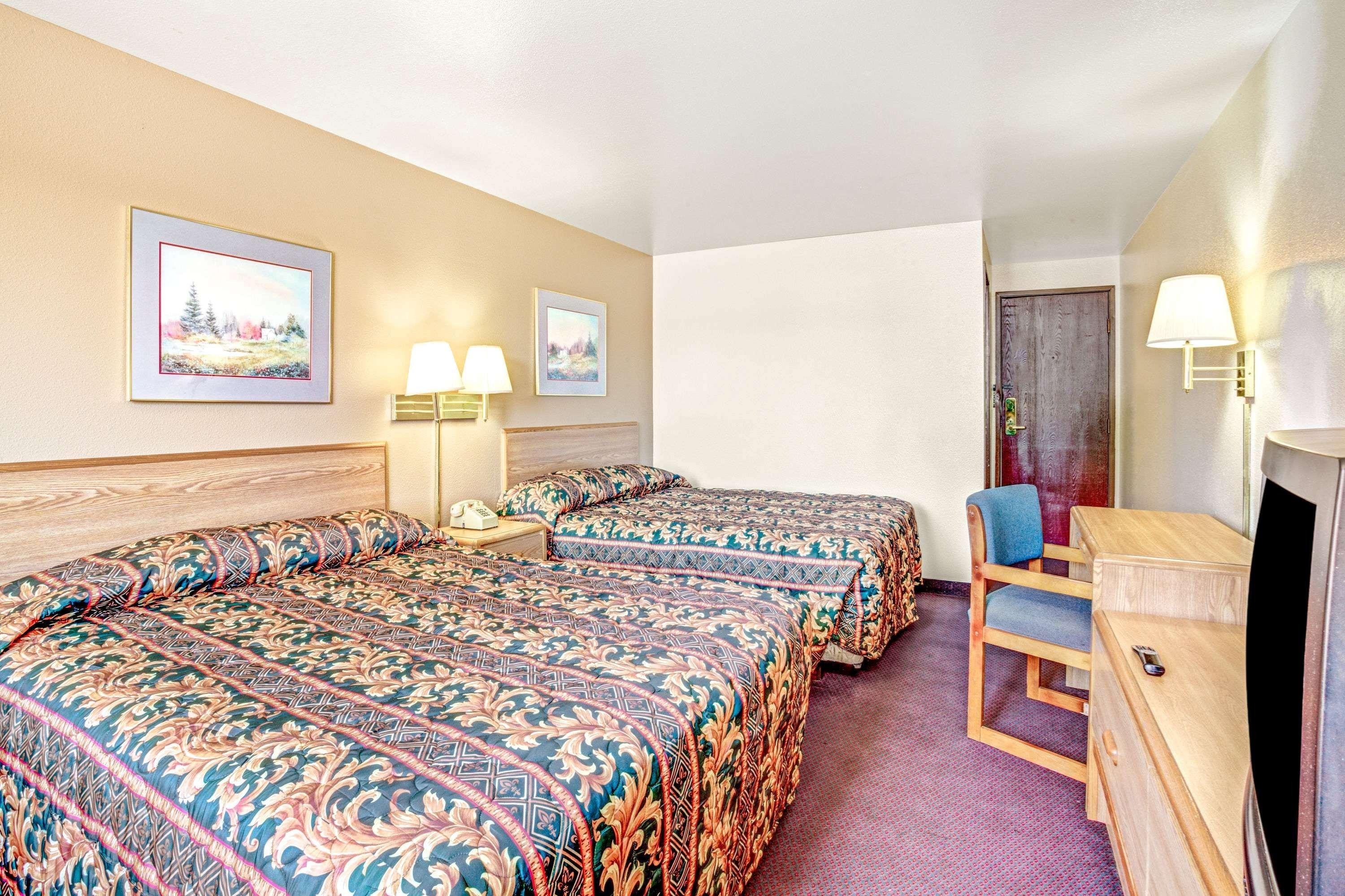 Super 8 By Wyndham Carson City Lake Tahoe Exterior foto